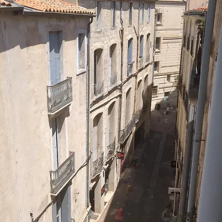 Female Private In Center * Montpellier