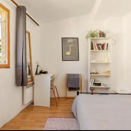 Homestay Female Private In Center