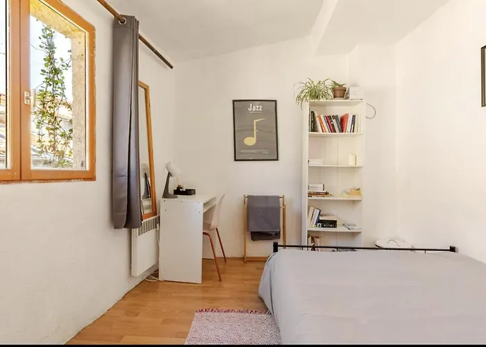 Privat bolig Female Private In Center